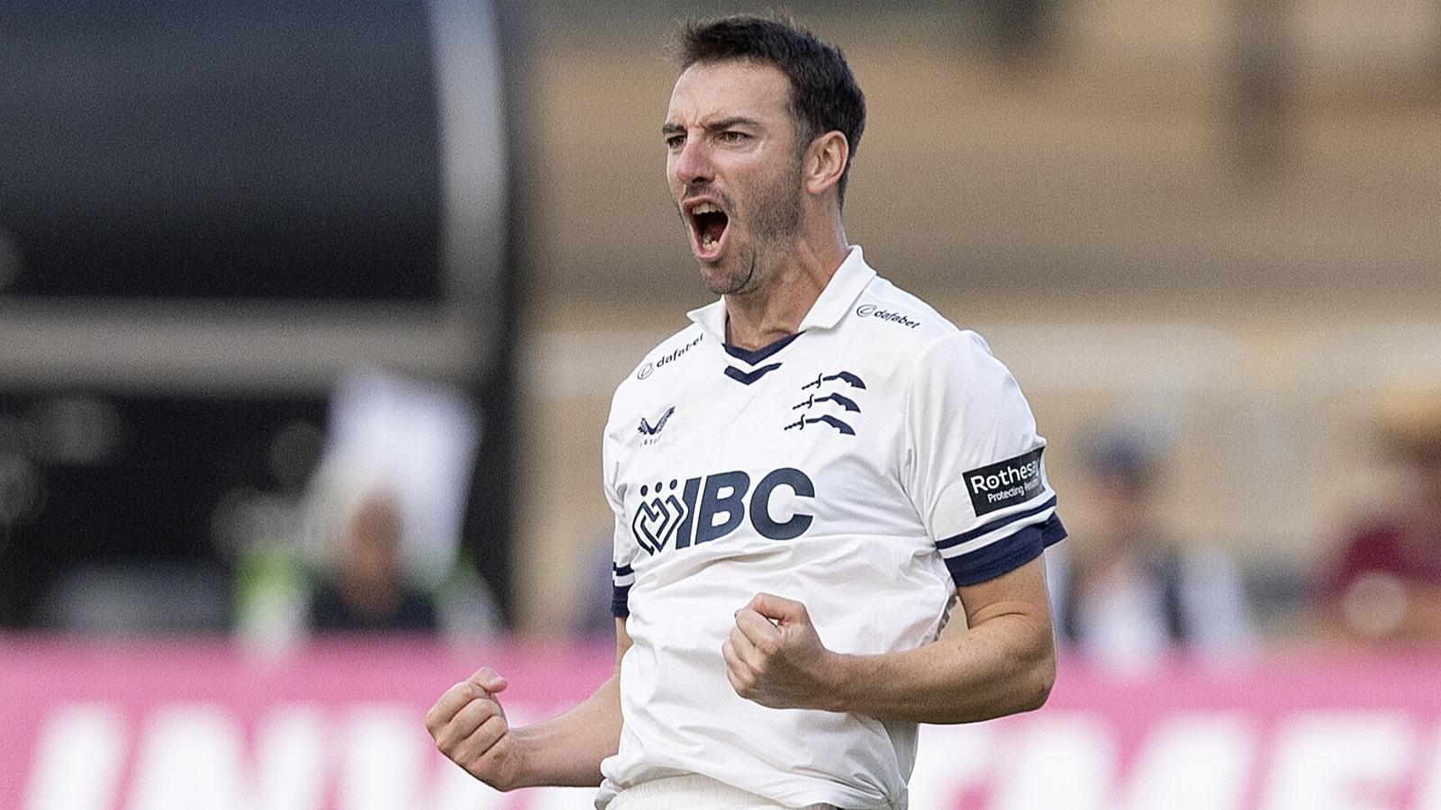 Toby Roland-Jones, Middlesex CCC celebrates the wicket of Kent's Sam Northeast