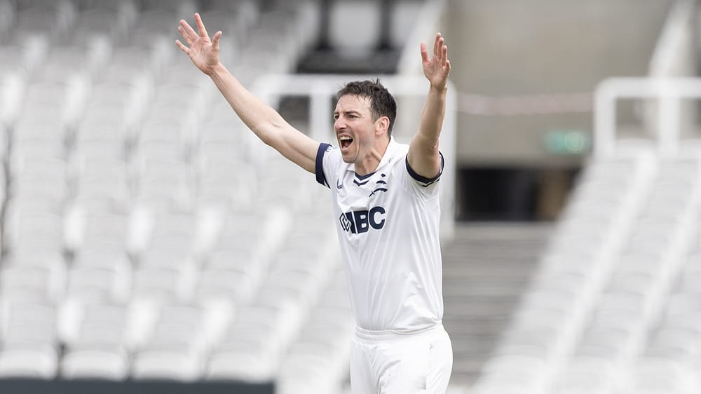 Middlesex's Toby Roland-Jones appeals against Worcestershire