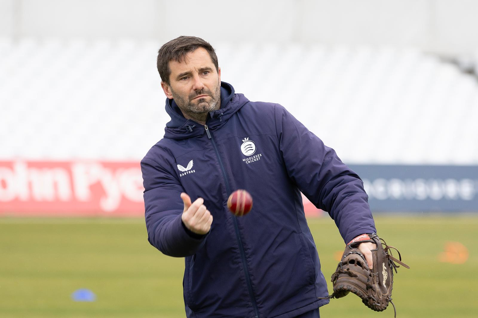 Tim Murtagh in coaching mode